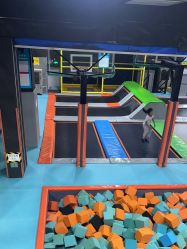 -蹦贝运动中心·蹦床·攀岩·闯关(龙岗店)