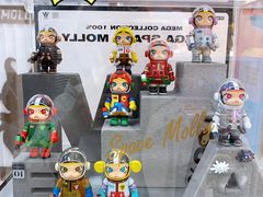 -泡泡玛特POPMART(东直门来福士店)