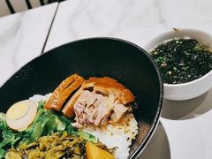 卤水鹅肉饭配潮州酸菜-MR鹅外