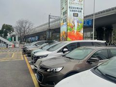 -龙阳广场-地下停车库