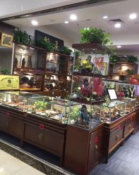 -灵彩珠宝(朗香街店)