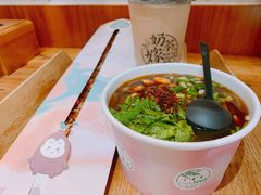 -南门金峰辣子鸡·玩串串(昌发展万科广场店)