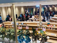 -七鲜超市(瑞虹天地太阳宫店)
