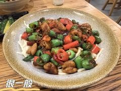 香辣肥肠拌面-醉牛腩·面小馆
