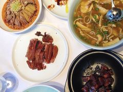 招牌鲜青椒水煮巴沙鱼-俏江南天津时尚曲艺主题餐厅(马场道店)