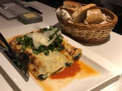 Spinach&nbsp;cannelloni-Khéma Restaurant Pasteur