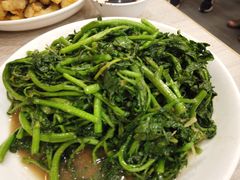 -尝囍煲仔小菜