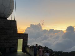 -黄山光明顶山庄