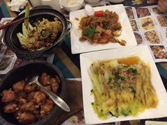 石锅鸡中亦-小麦田餐厅(幕沙总店)