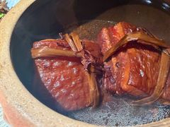 金牌坛子肉-魁盛居百年鲁菜馆(县西巷店)