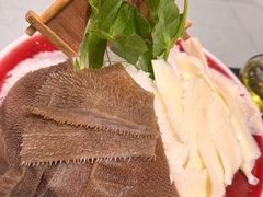 -红鼎豆捞·非遗鲍皇汤火锅(宝丰路店)