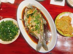 -芦茨金富饭庄·25年老字号·专做稻草鸡