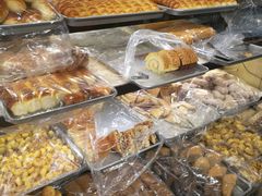 -宏发红西饼屋(天津路店)