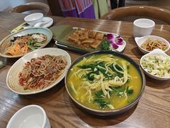 -金孔雀德宏傣味餐馆(魏公村店)