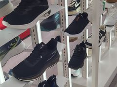 -回力(北京西铁营万达广场店)