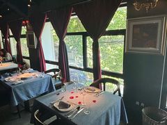 -弦月窗LUNETTE BY AMANDA(复兴路店)