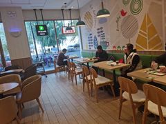 大堂-德克士(中心医院店)