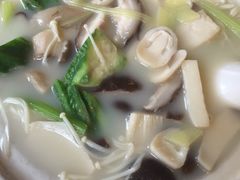 -凤中皇清远鸡村(凤城店)