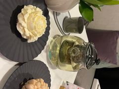 -潮一不贰·法式甜品·生日蛋糕·西式简餐(外滩店)