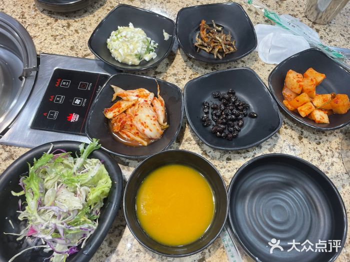 真利味·脊骨火锅·正宗韩国料理(韩乐坊店)图片
