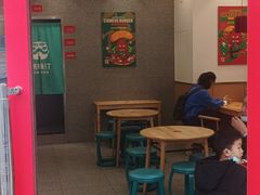门面-塔斯汀中国汉堡(横岗志健广场店)