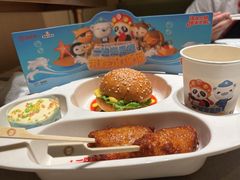 小纵队嗨嗨儿童餐-海底捞火锅(天津SM城市广场店)
