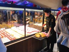 面包甜点陈列柜-LELECHA乐乐茶(上海五角场万达广场店)