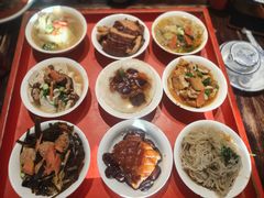 -蓝田九大碗民俗食府(蓝田店)