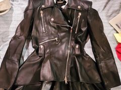 -Alexander McQueen(远洋太古里店)