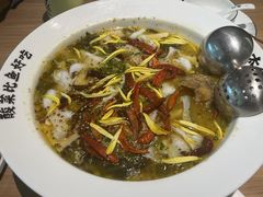 -太二酸菜鱼(武汉光谷保利店)