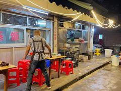 -广味炭炉鸡煲(宝业路分店)