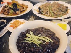 -桃园中华料理炸酱面(燕儿岛路店)