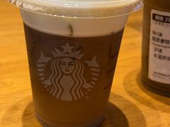 -星巴克臻选(上海中环广场2F店)