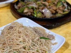 肉炒米粉-长坦新鲜猪什夜宵广场