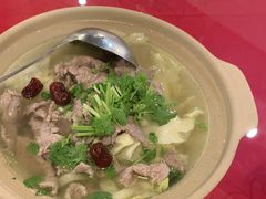 -冯烫烫跷脚牛肉·川菜小馆(武胜西街店)