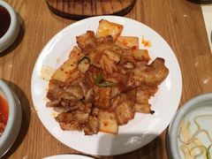 -萨拉伯尔水源素问店·韩国宫廷料理(人民路店)