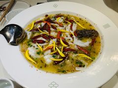 -渔语鱼酸菜鱼新川菜(来福士店)