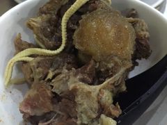 牛尾丸子砂-清真·穆萨砂锅(大皮院店)