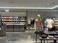 -王府井百货熙地港店
