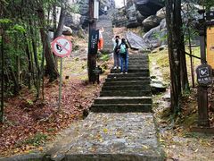 -梭布垭石林景区