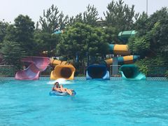 -欢乐水魔方水世界