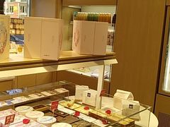 -好利来(东四店)