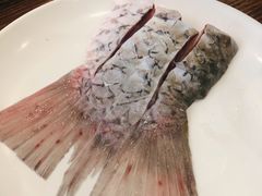 脆肉皖鱼尾-正能量脆肉鲩火锅