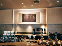 -星巴克臻选(嘉兴海宁银泰城店)