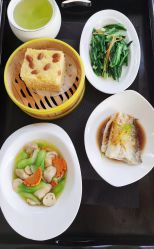 -爱陪伴尊享月子中心(国际店)