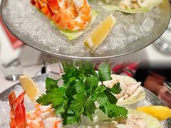 珍宝大虾配自制鸡尾酒调料-Wolfgang’s Steakhouse 沃夫冈牛排馆(上海白玉兰广场店)