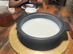 非遗粥水锅底-大良毋米粥 · 粥底火锅(岭南天地店)