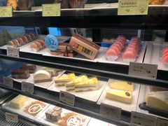 面包甜点陈列柜-麦当劳(凌云天地长桥店)