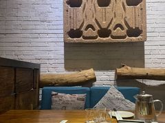 -苹果树下艺术餐厅(宋庄店)