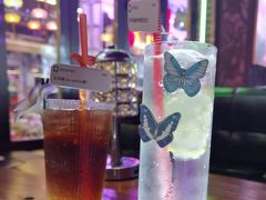 -喜鹊音乐酒馆(西街店)